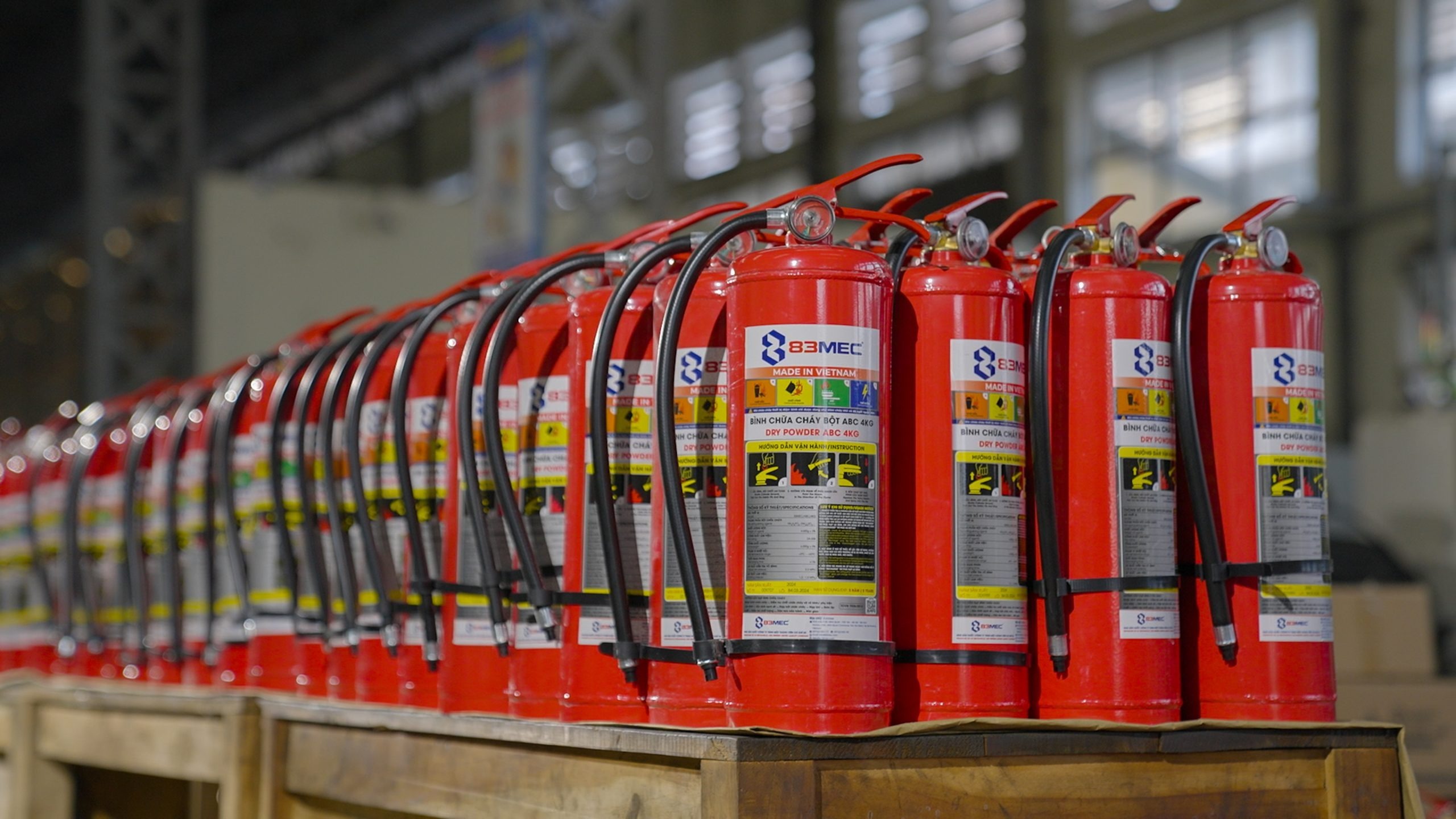 Thiết bị PCCC là các công cụ chuyên dụng dùng để phòng chống và dập tắt các đám cháy.