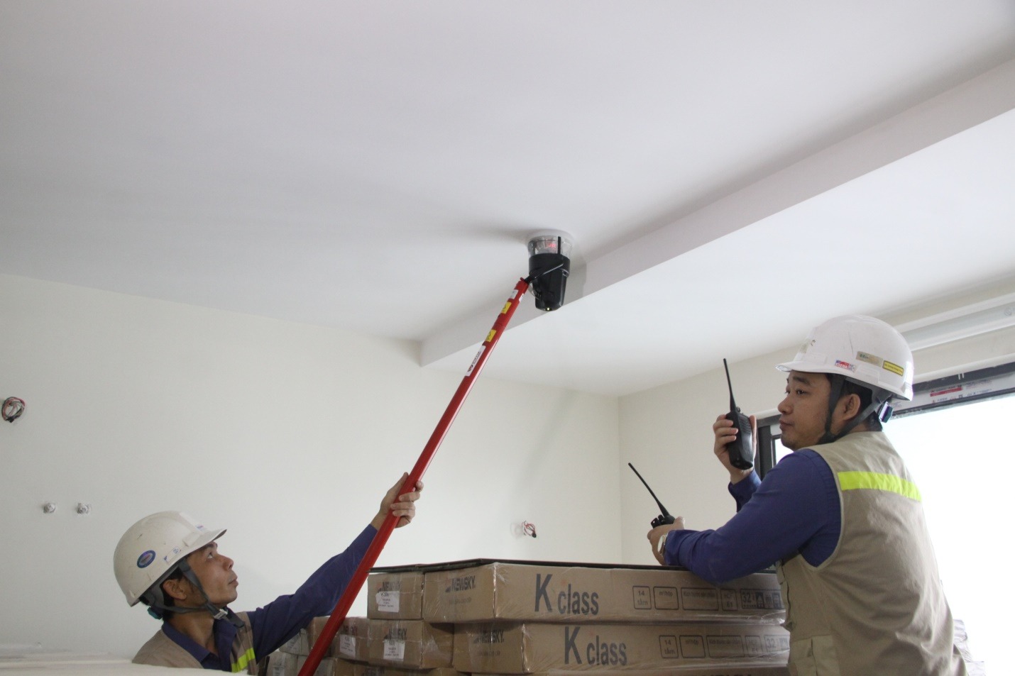 Thiết bị PCCC cần được kiểm định định kỳ để đảm bảo hoạt động chính xác trong mọi tình huống Thiết bị PCCC cần được kiểm định định kỳ để đảm bảo hoạt động chính xác trong mọi tình huống